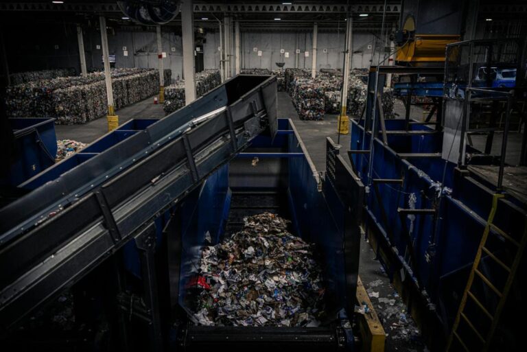 Amp Robotics raises $91M to build more robot-filled waste-sorting facilities